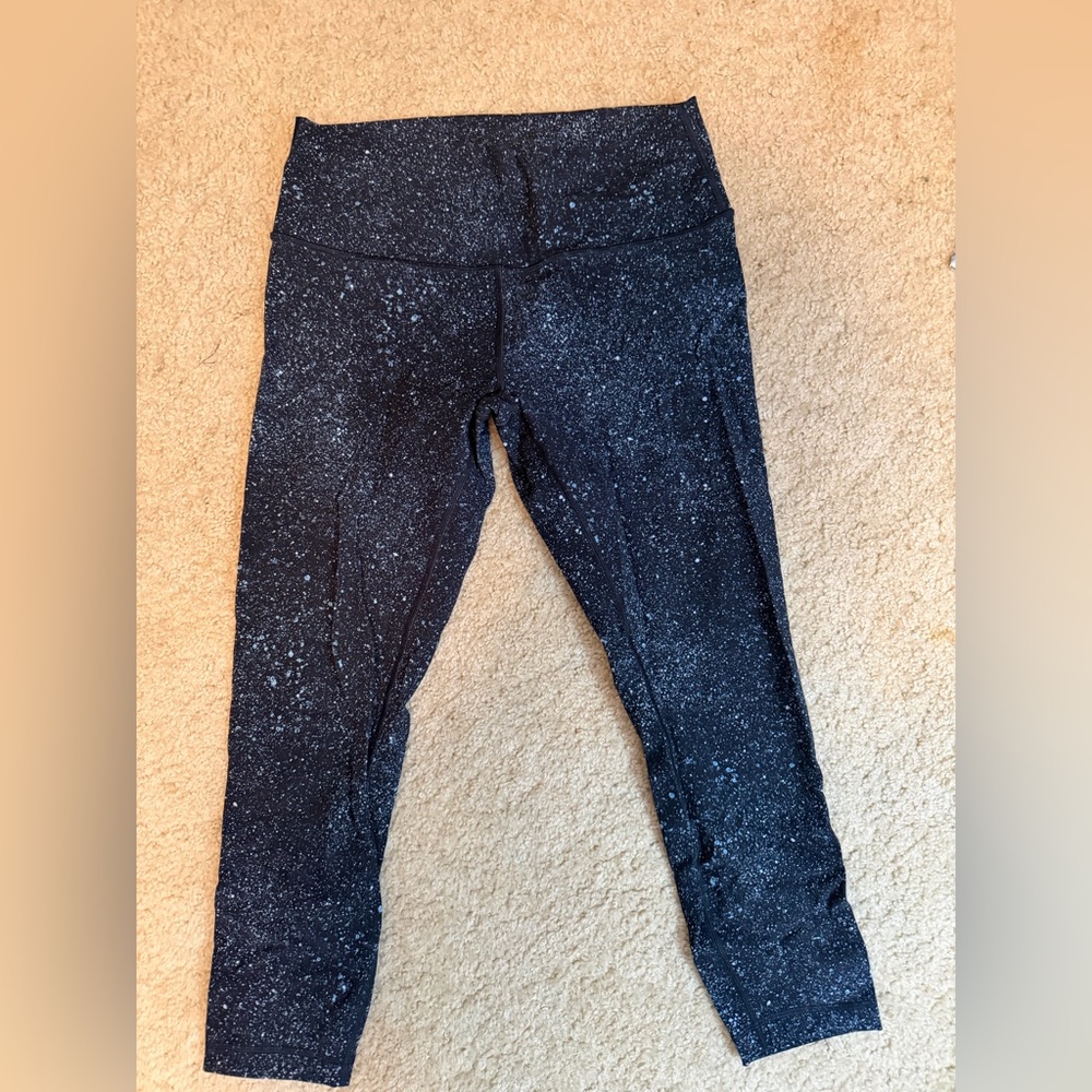 Lululemon High Rise Crop Leggings Size 12 Black Speckled Galaxy Print